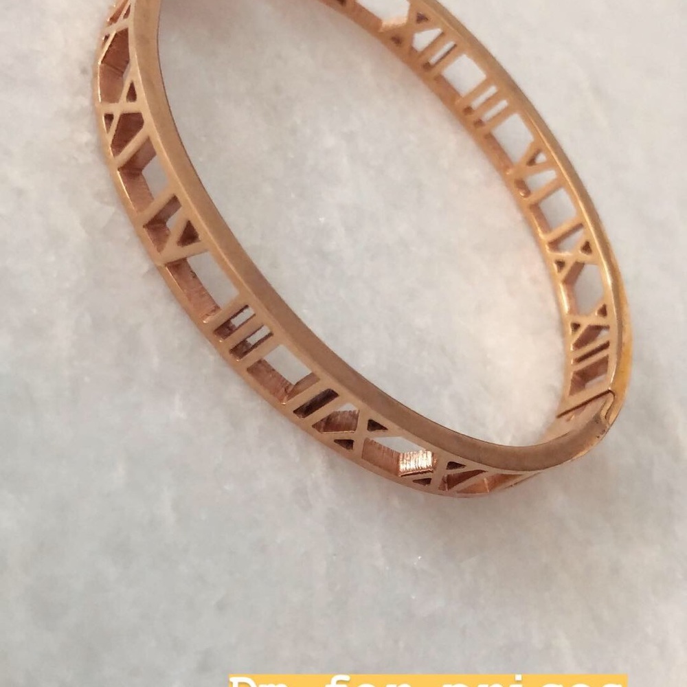 Stainless Steel 💯 % bangles..!!! - Picture 3 of 7